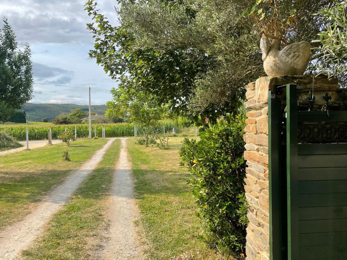 Apartamento Turistico Con Precioso Jardin - Los Gayoles Rural Castropol Exterior photo