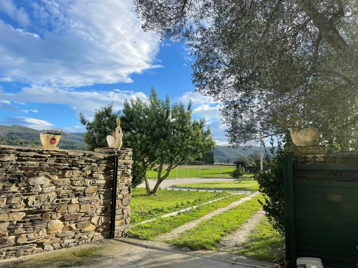 Apartamento Turistico Con Precioso Jardin - Los Gayoles Rural Castropol Exterior photo